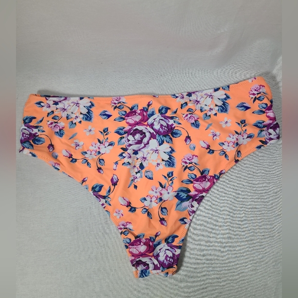 Cupshe plus size bathing suit bottoms NWT 3XL - Picture 2 of 2